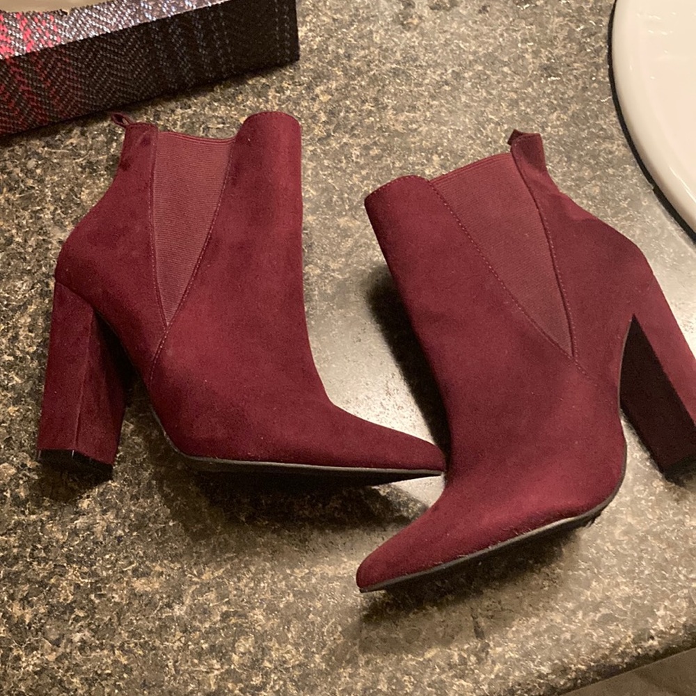 $8 ADD ON Charlotte Russe Faux Suede Heeled Ankle Booties Maroon